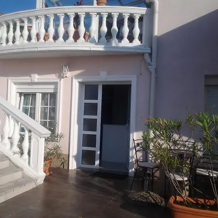 Palme Apartmán *